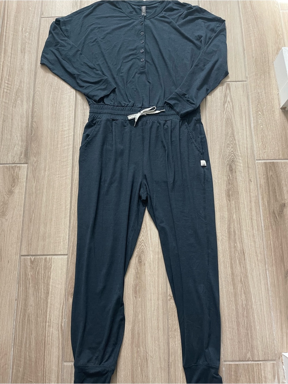 Vuori Lux Henley Jumpsuit Sz M